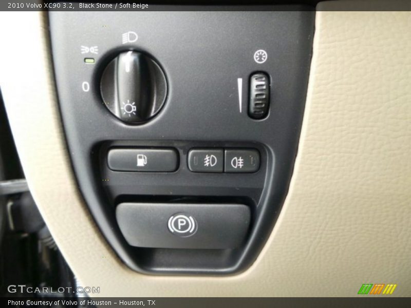 Black Stone / Soft Beige 2010 Volvo XC90 3.2