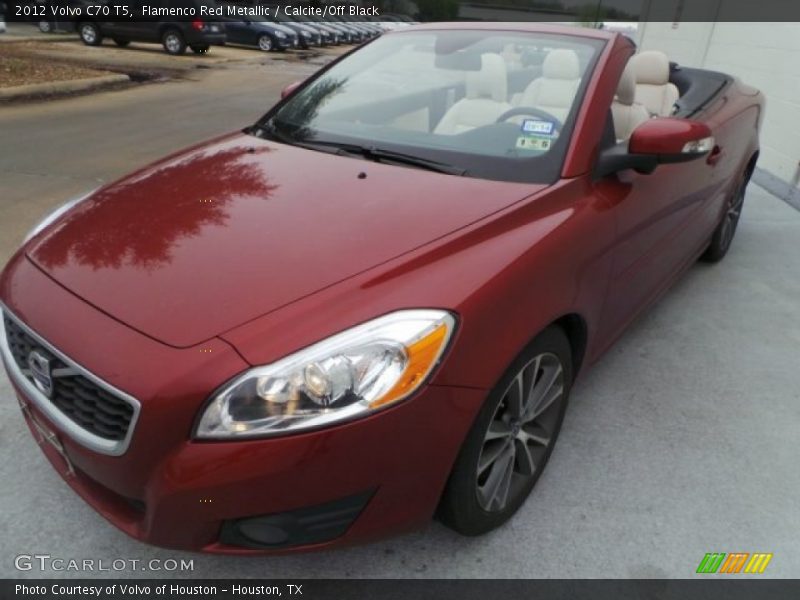 Flamenco Red Metallic / Calcite/Off Black 2012 Volvo C70 T5