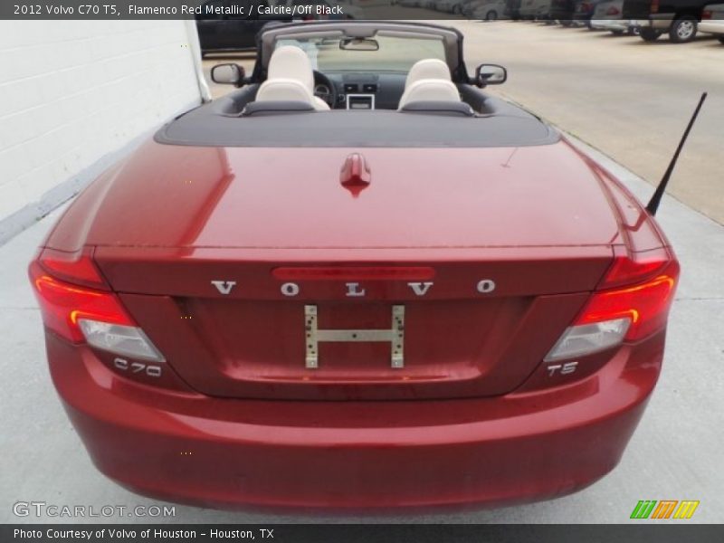 Flamenco Red Metallic / Calcite/Off Black 2012 Volvo C70 T5