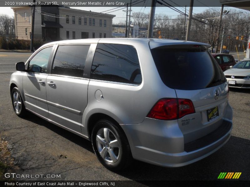 Mercury Silver Metallic / Aero Gray 2010 Volkswagen Routan SEL