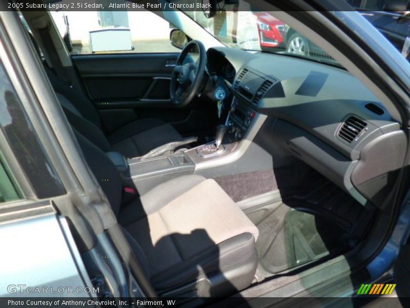 Atlantic Blue Pearl / Charcoal Black 2005 Subaru Legacy 2.5i Sedan