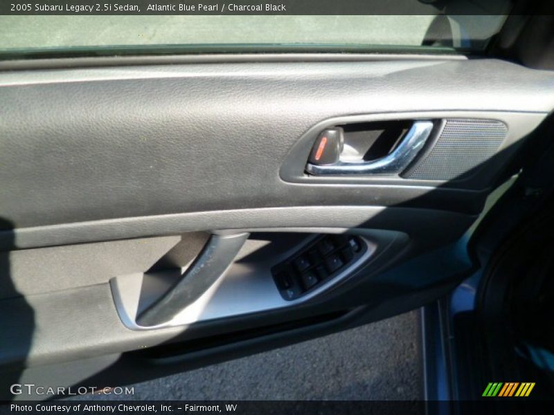 Atlantic Blue Pearl / Charcoal Black 2005 Subaru Legacy 2.5i Sedan