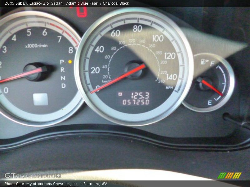 Atlantic Blue Pearl / Charcoal Black 2005 Subaru Legacy 2.5i Sedan