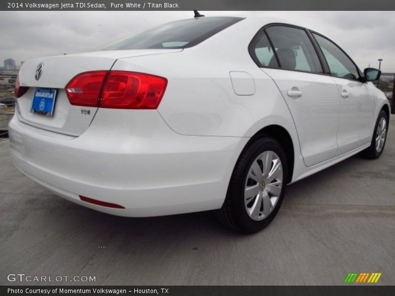 Pure White / Titan Black 2014 Volkswagen Jetta TDI Sedan