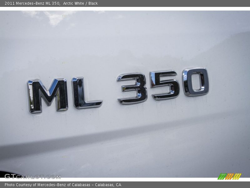 Arctic White / Black 2011 Mercedes-Benz ML 350