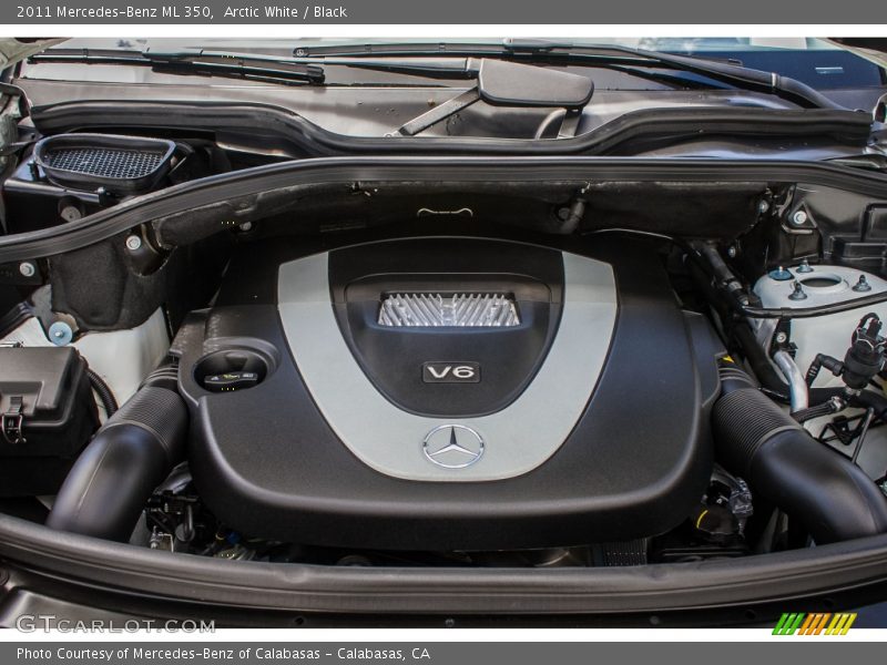 Arctic White / Black 2011 Mercedes-Benz ML 350