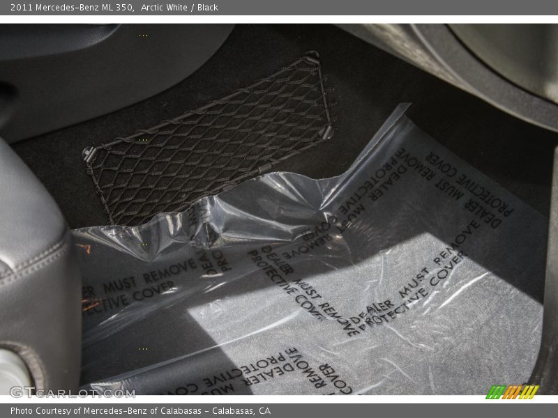 Arctic White / Black 2011 Mercedes-Benz ML 350