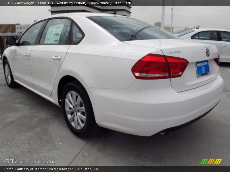 Candy White / Titan Black 2014 Volkswagen Passat 1.8T Wolfsburg Edition
