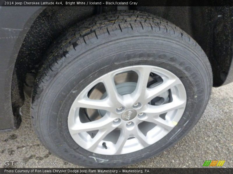 Bright White / Iceland - Black/Iceland Gray 2014 Jeep Cherokee Latitude 4x4