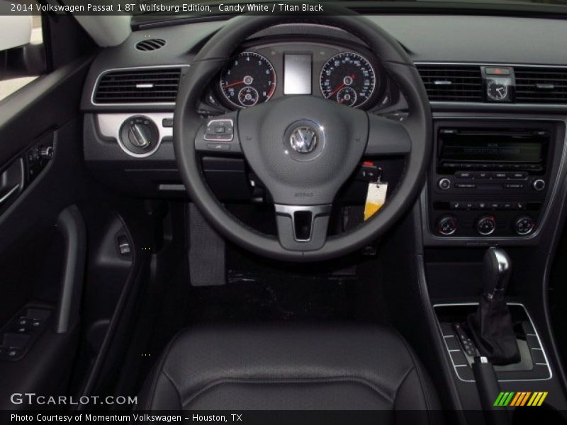Candy White / Titan Black 2014 Volkswagen Passat 1.8T Wolfsburg Edition