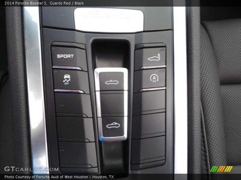 Controls of 2014 Boxster S