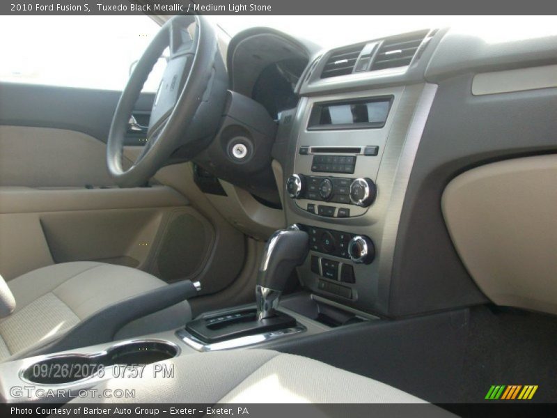 Tuxedo Black Metallic / Medium Light Stone 2010 Ford Fusion S