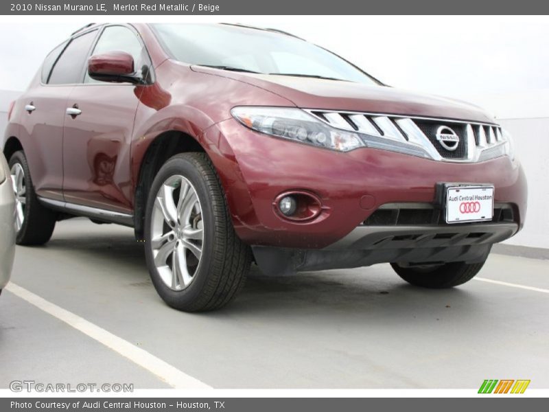 Merlot Red Metallic / Beige 2010 Nissan Murano LE