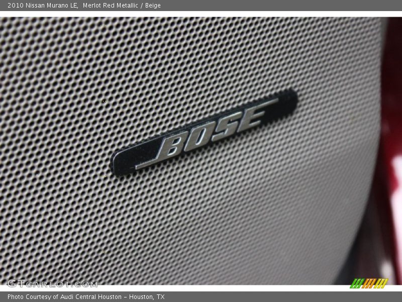 Merlot Red Metallic / Beige 2010 Nissan Murano LE