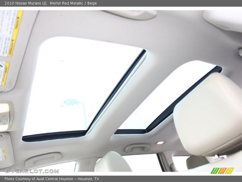 Merlot Red Metallic / Beige 2010 Nissan Murano LE