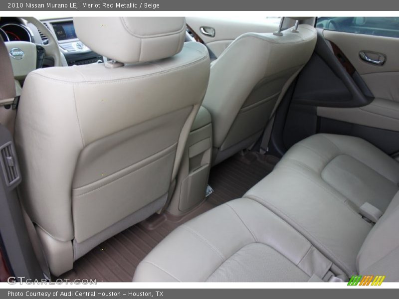Merlot Red Metallic / Beige 2010 Nissan Murano LE