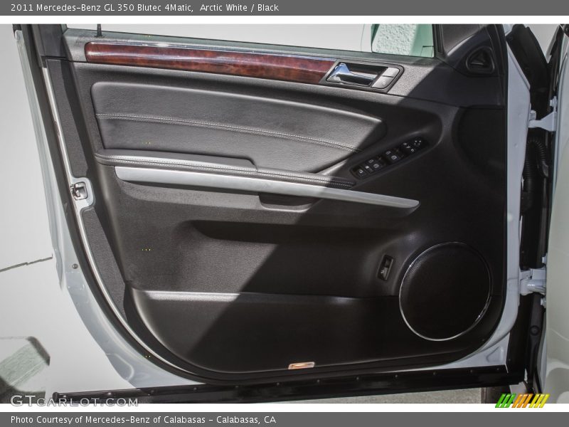 Arctic White / Black 2011 Mercedes-Benz GL 350 Blutec 4Matic