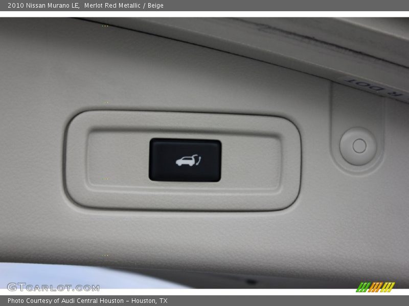Merlot Red Metallic / Beige 2010 Nissan Murano LE