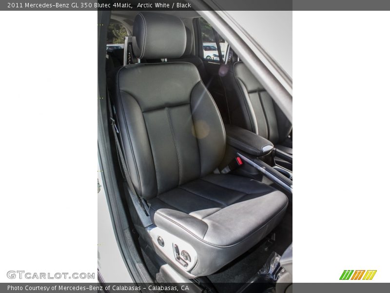 Arctic White / Black 2011 Mercedes-Benz GL 350 Blutec 4Matic