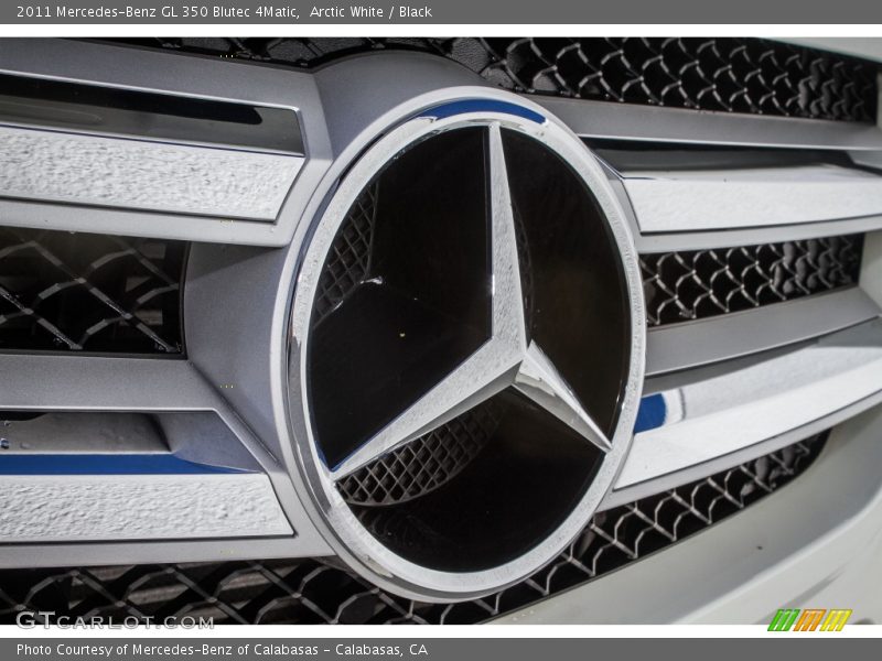 Arctic White / Black 2011 Mercedes-Benz GL 350 Blutec 4Matic