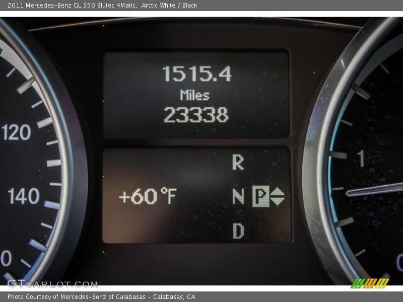 Arctic White / Black 2011 Mercedes-Benz GL 350 Blutec 4Matic