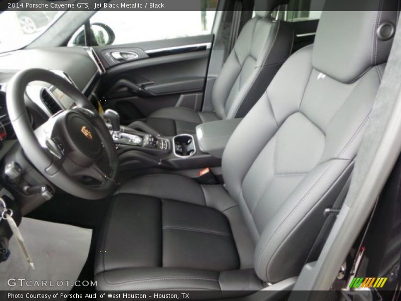 Front Seat of 2014 Cayenne GTS