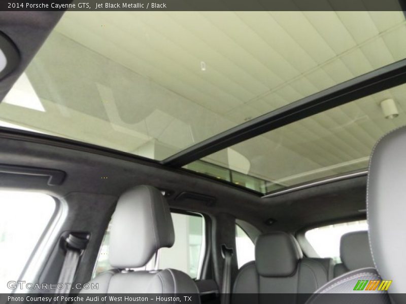 Sunroof of 2014 Cayenne GTS