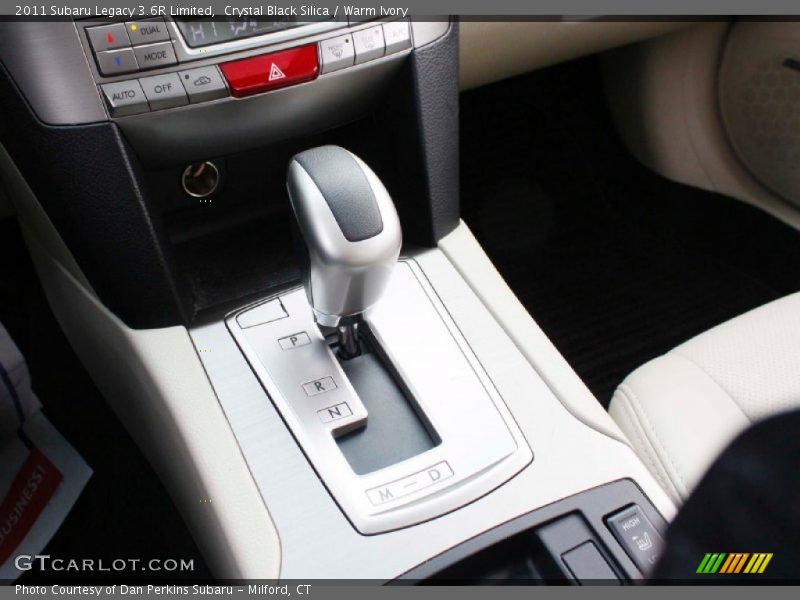 Crystal Black Silica / Warm Ivory 2011 Subaru Legacy 3.6R Limited