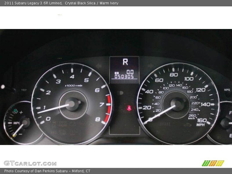 Crystal Black Silica / Warm Ivory 2011 Subaru Legacy 3.6R Limited