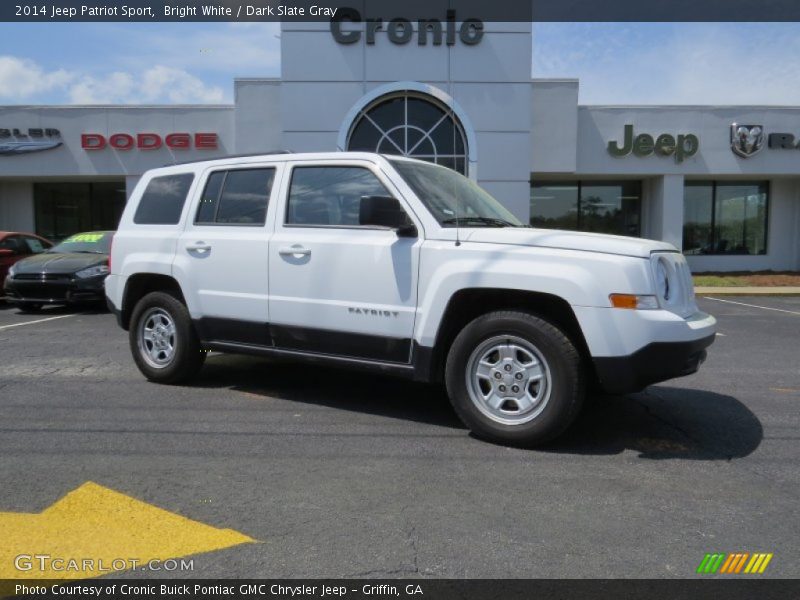 Bright White / Dark Slate Gray 2014 Jeep Patriot Sport