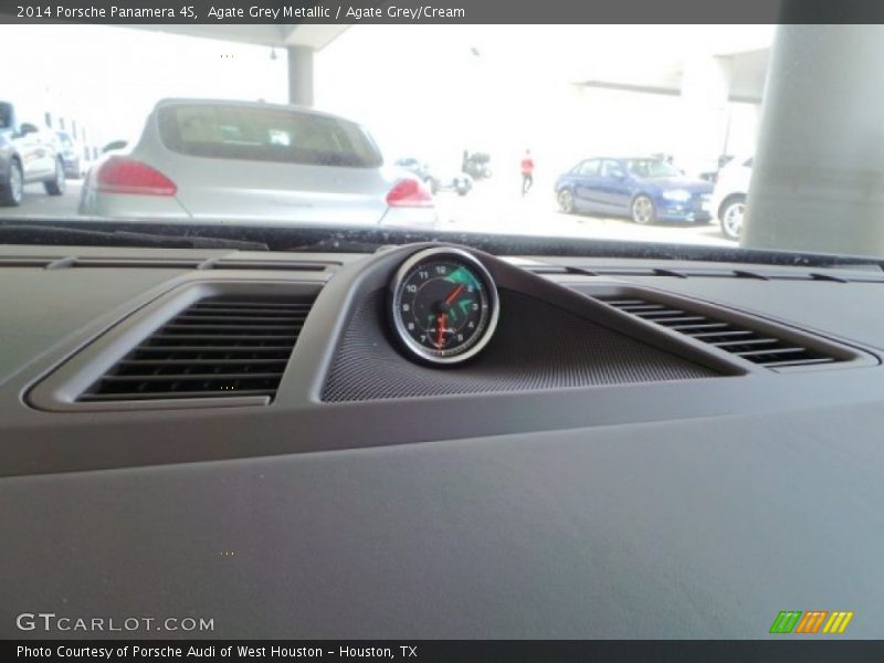 Agate Grey Metallic / Agate Grey/Cream 2014 Porsche Panamera 4S
