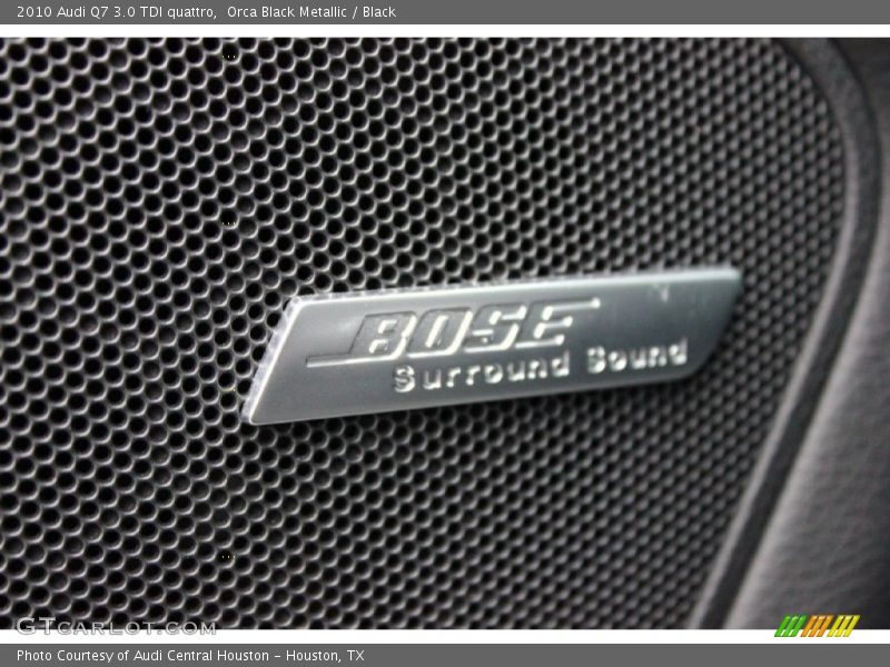 Orca Black Metallic / Black 2010 Audi Q7 3.0 TDI quattro