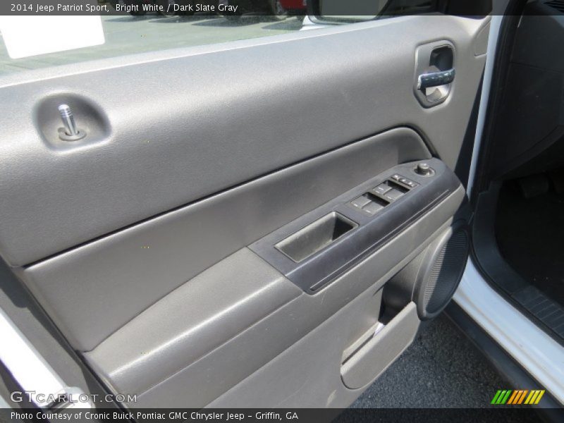 Bright White / Dark Slate Gray 2014 Jeep Patriot Sport