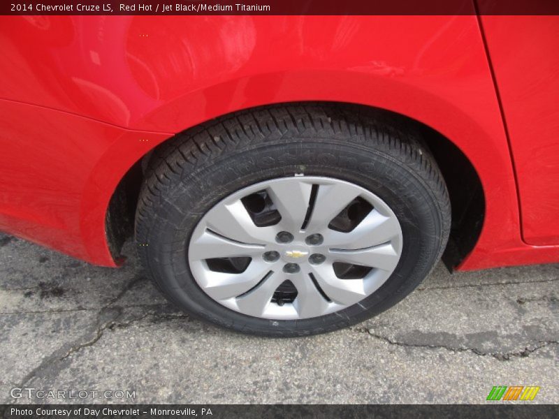 Red Hot / Jet Black/Medium Titanium 2014 Chevrolet Cruze LS