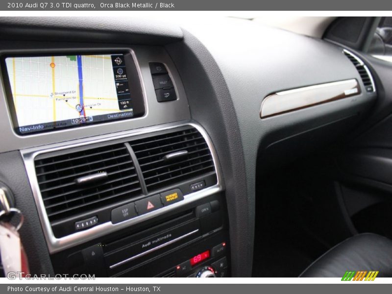 Orca Black Metallic / Black 2010 Audi Q7 3.0 TDI quattro