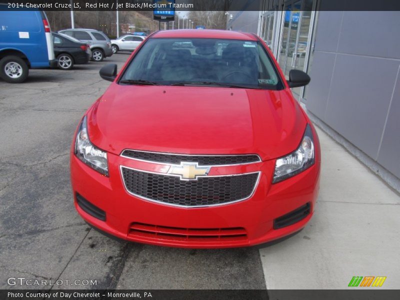 Red Hot / Jet Black/Medium Titanium 2014 Chevrolet Cruze LS
