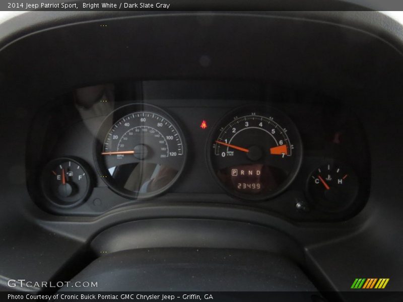 Bright White / Dark Slate Gray 2014 Jeep Patriot Sport