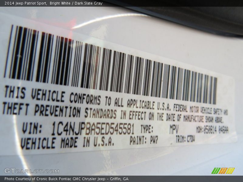 Bright White / Dark Slate Gray 2014 Jeep Patriot Sport