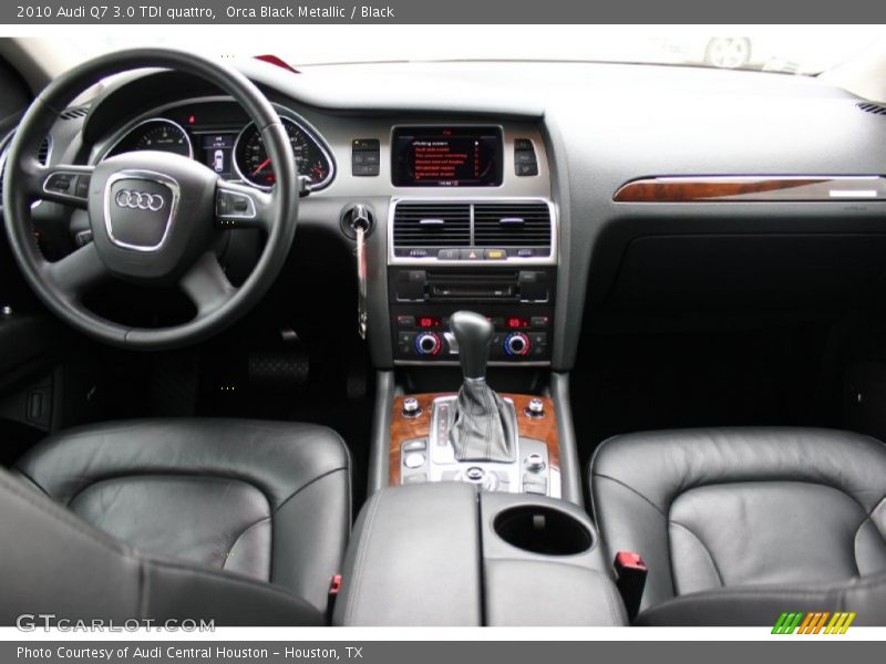 Orca Black Metallic / Black 2010 Audi Q7 3.0 TDI quattro