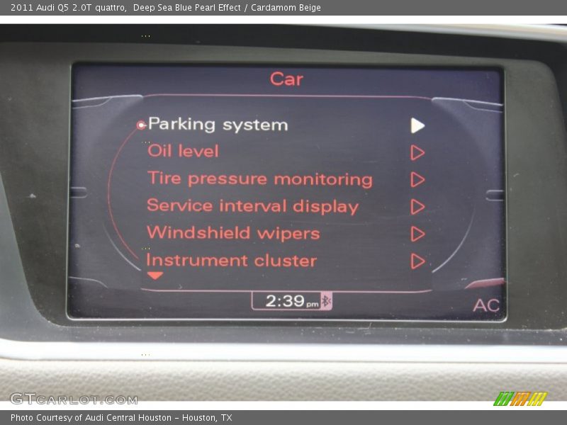 Deep Sea Blue Pearl Effect / Cardamom Beige 2011 Audi Q5 2.0T quattro
