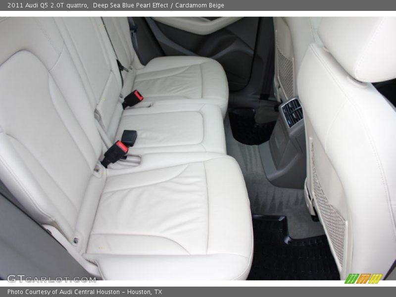 Deep Sea Blue Pearl Effect / Cardamom Beige 2011 Audi Q5 2.0T quattro