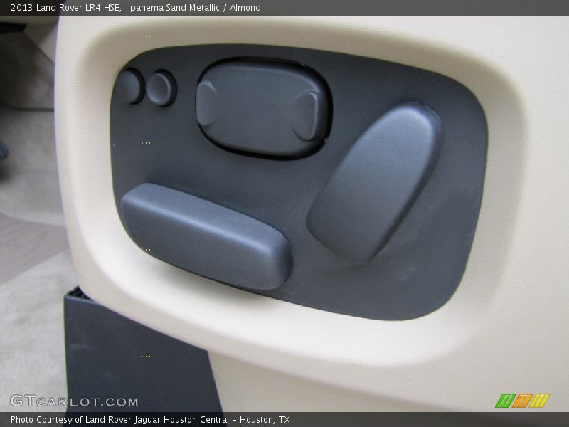 Ipanema Sand Metallic / Almond 2013 Land Rover LR4 HSE
