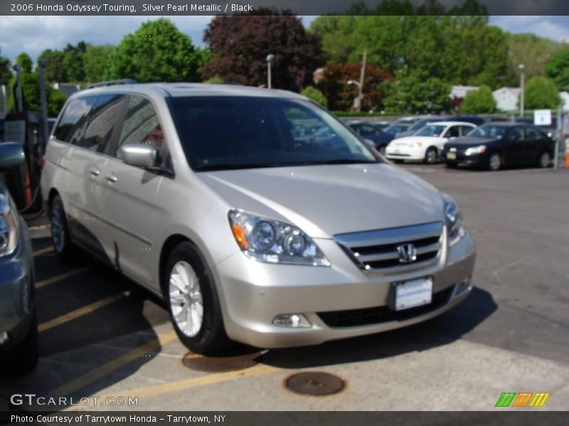 Silver Pearl Metallic / Black 2006 Honda Odyssey Touring