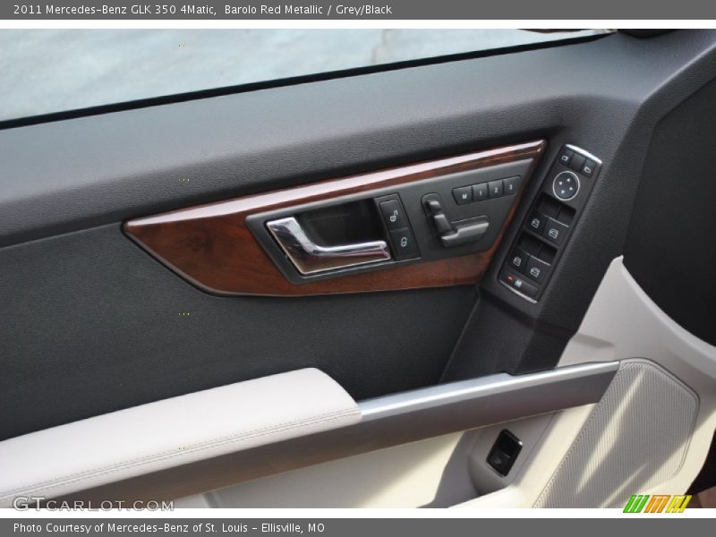 Barolo Red Metallic / Grey/Black 2011 Mercedes-Benz GLK 350 4Matic