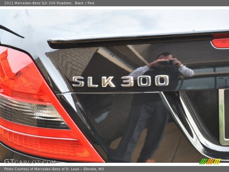 Black / Red 2011 Mercedes-Benz SLK 300 Roadster