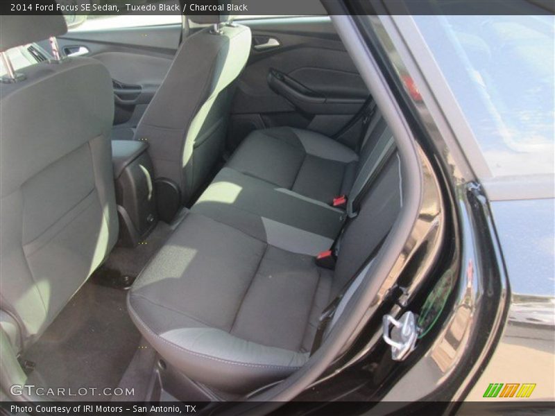 Tuxedo Black / Charcoal Black 2014 Ford Focus SE Sedan