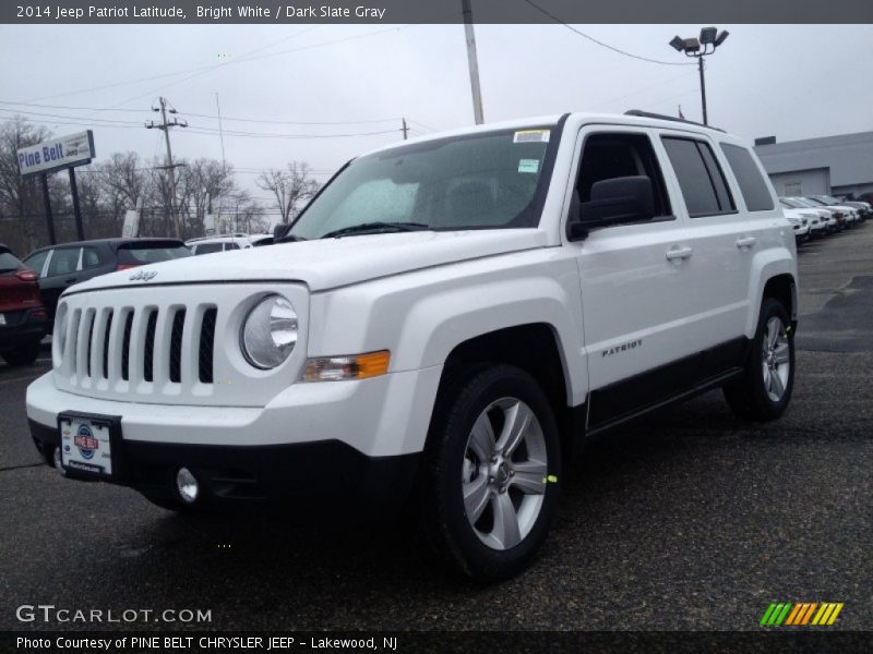 Bright White / Dark Slate Gray 2014 Jeep Patriot Latitude