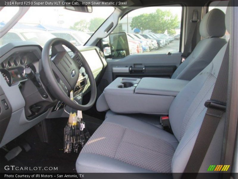  2014 F250 Super Duty XLT Crew Cab Steel Interior
