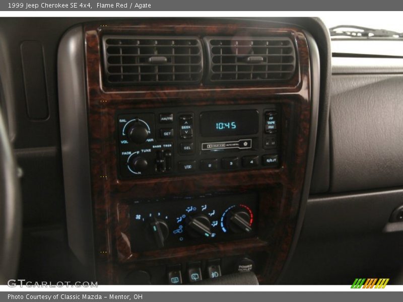 Controls of 1999 Cherokee SE 4x4