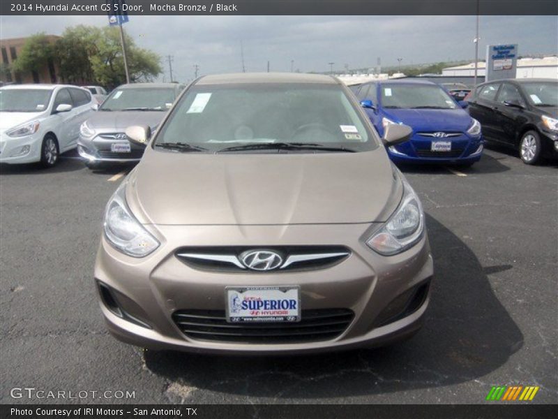 Mocha Bronze / Black 2014 Hyundai Accent GS 5 Door